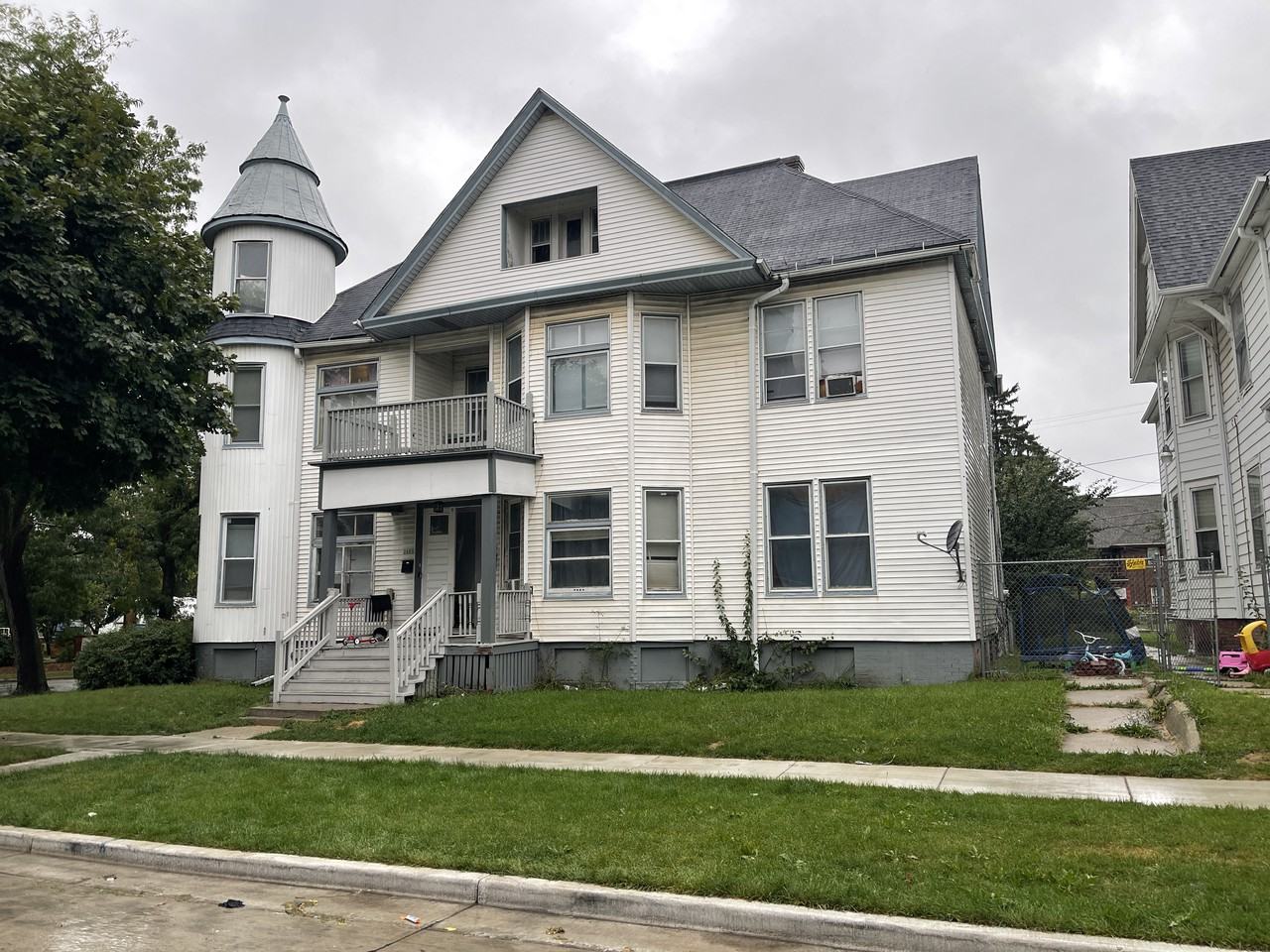 2601 N 2nd St #1 - Photo 6 of 7