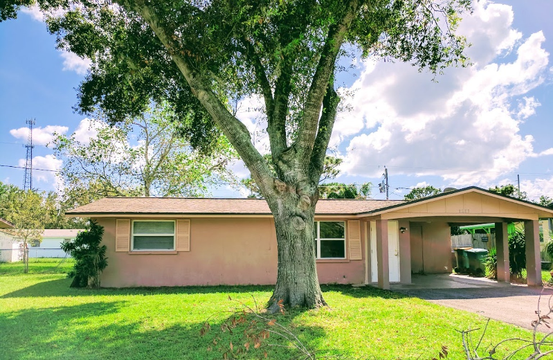 8283 Pelican Rd - Photo 3 of 37