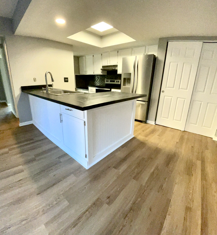 1244 Colston Dr - Photo 3 of 14