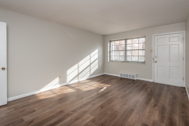 6936 Colonial Woods Dr #90 - Photo 3 of 29