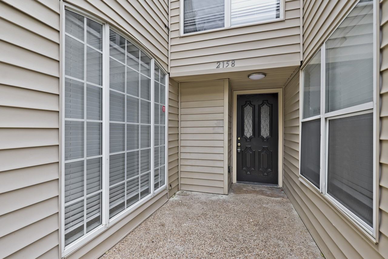 2158 Fleur De Lis Ct #1 - Photo 2 of 20