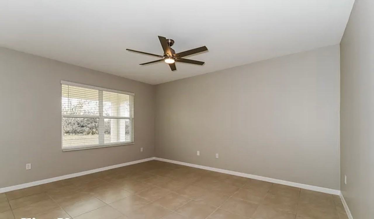 1906 Ne 22nd Ave - Photo 2 of 11