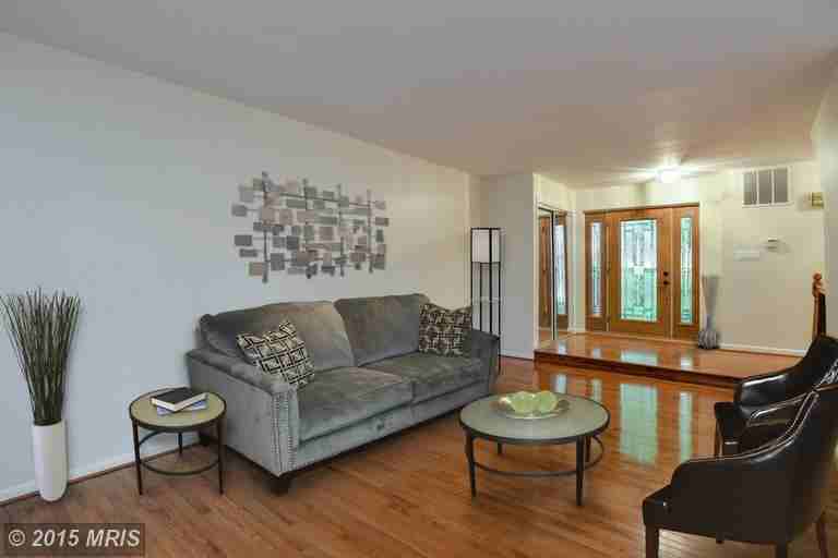 3615 Devilwood Ct - Photo 3 of 30