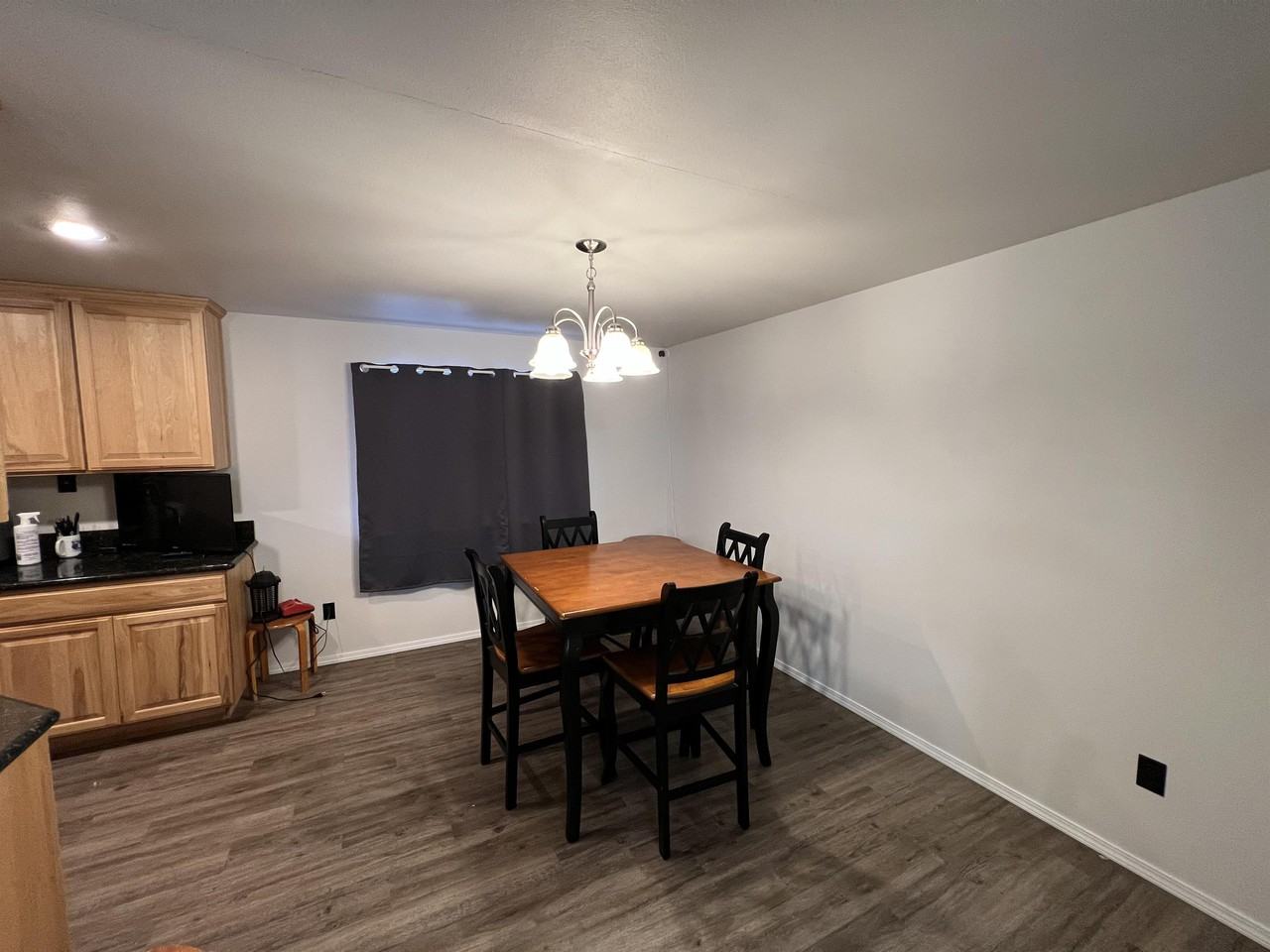 1018 Sw Shannon Dr #1 - Photo 6 of 17
