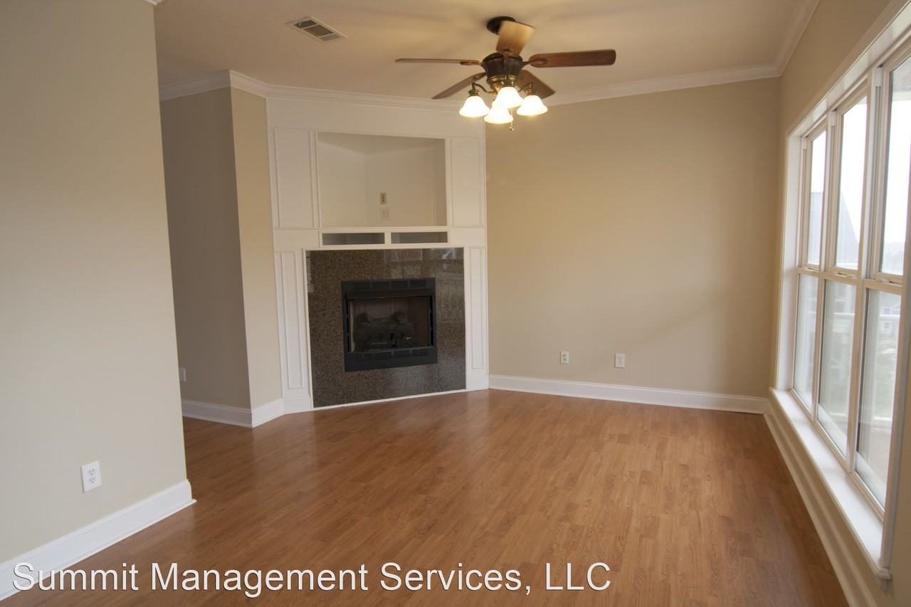 121 Edgewood Blvd - Photo 2 of 8