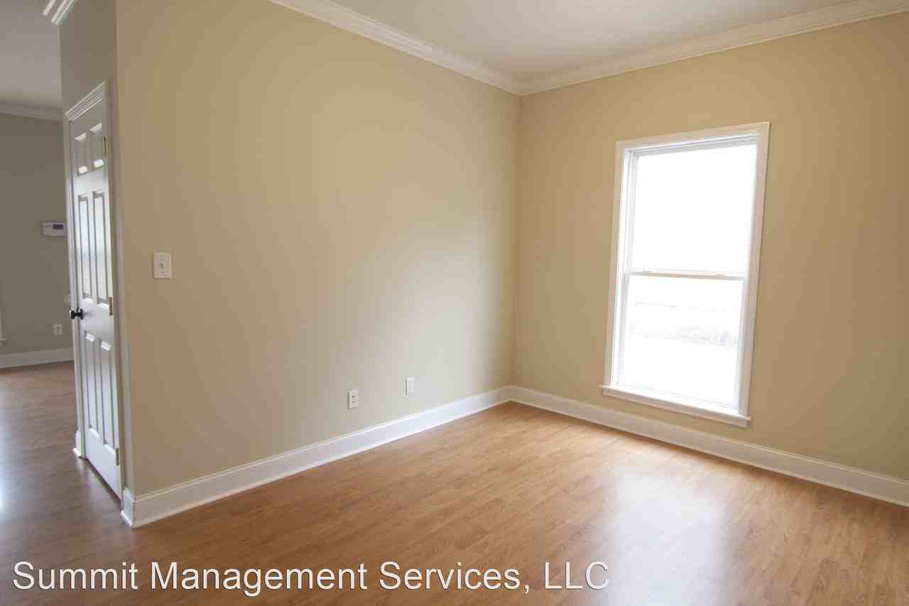 121 Edgewood Blvd - Photo 3 of 8