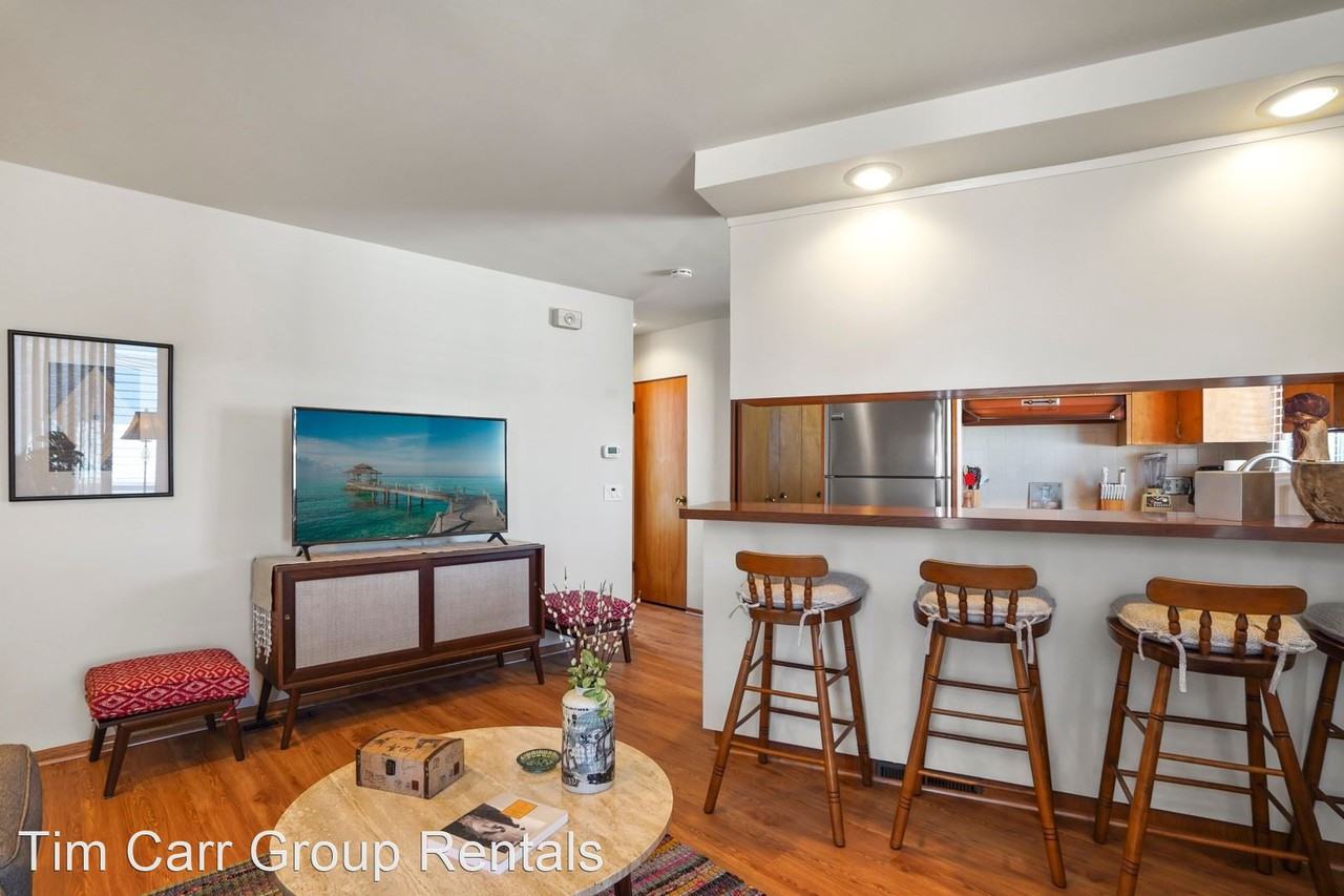 226 Garnet Ave - Photo 3 of 11