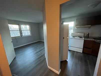 451 Divinity Street - Photo 3 of 17