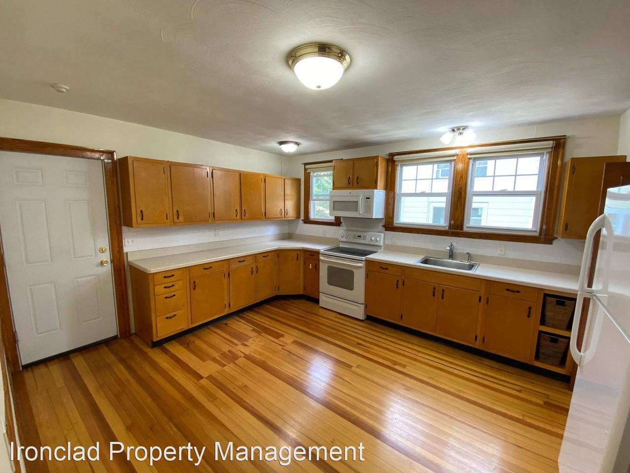 42 S St Ext - Photo 2 of 13