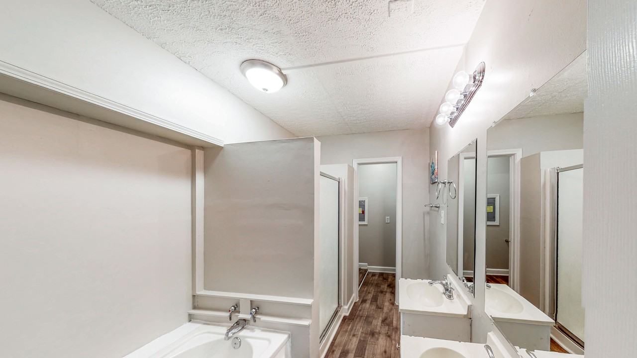 Stonehaven Drive - Photo 3 of 9