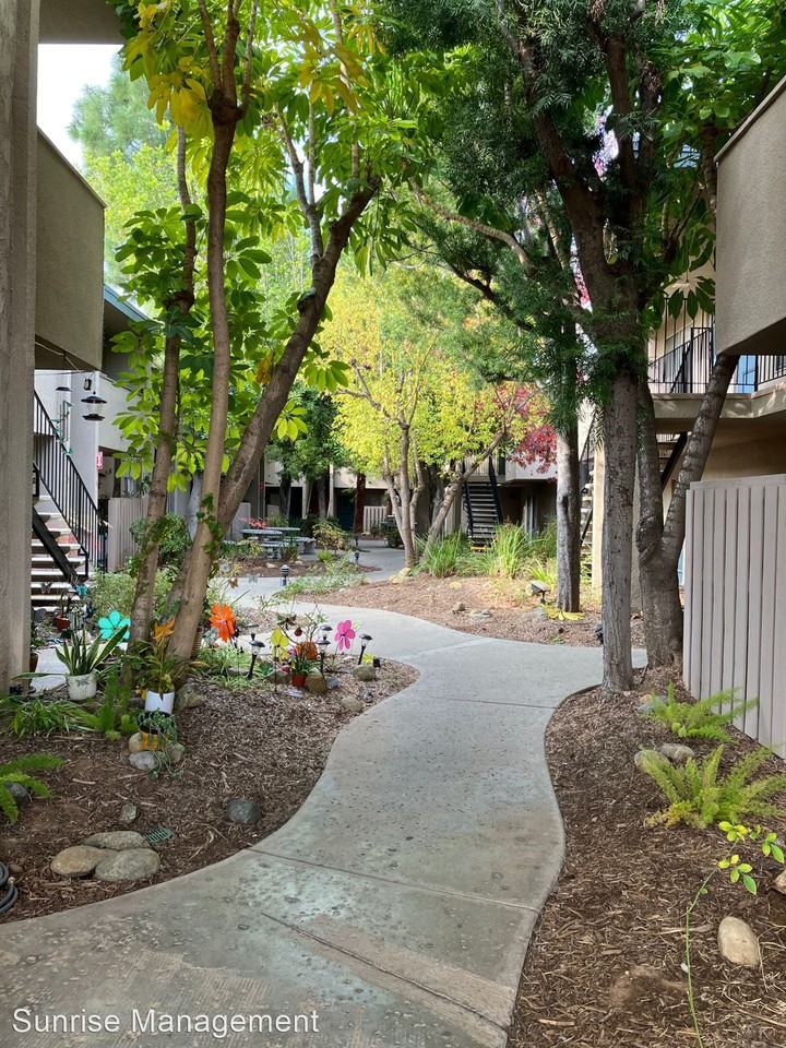 340 Orlando Street - Photo 3 of 5