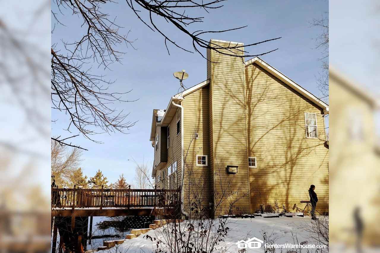 12511 Aetna Ave Ne - Photo 3 of 24
