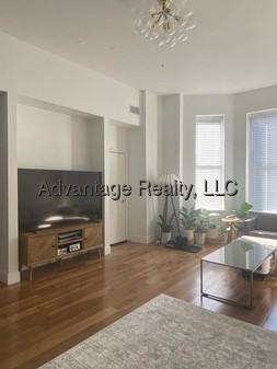 34 Fairfield St #2 - Photo 2 of 31