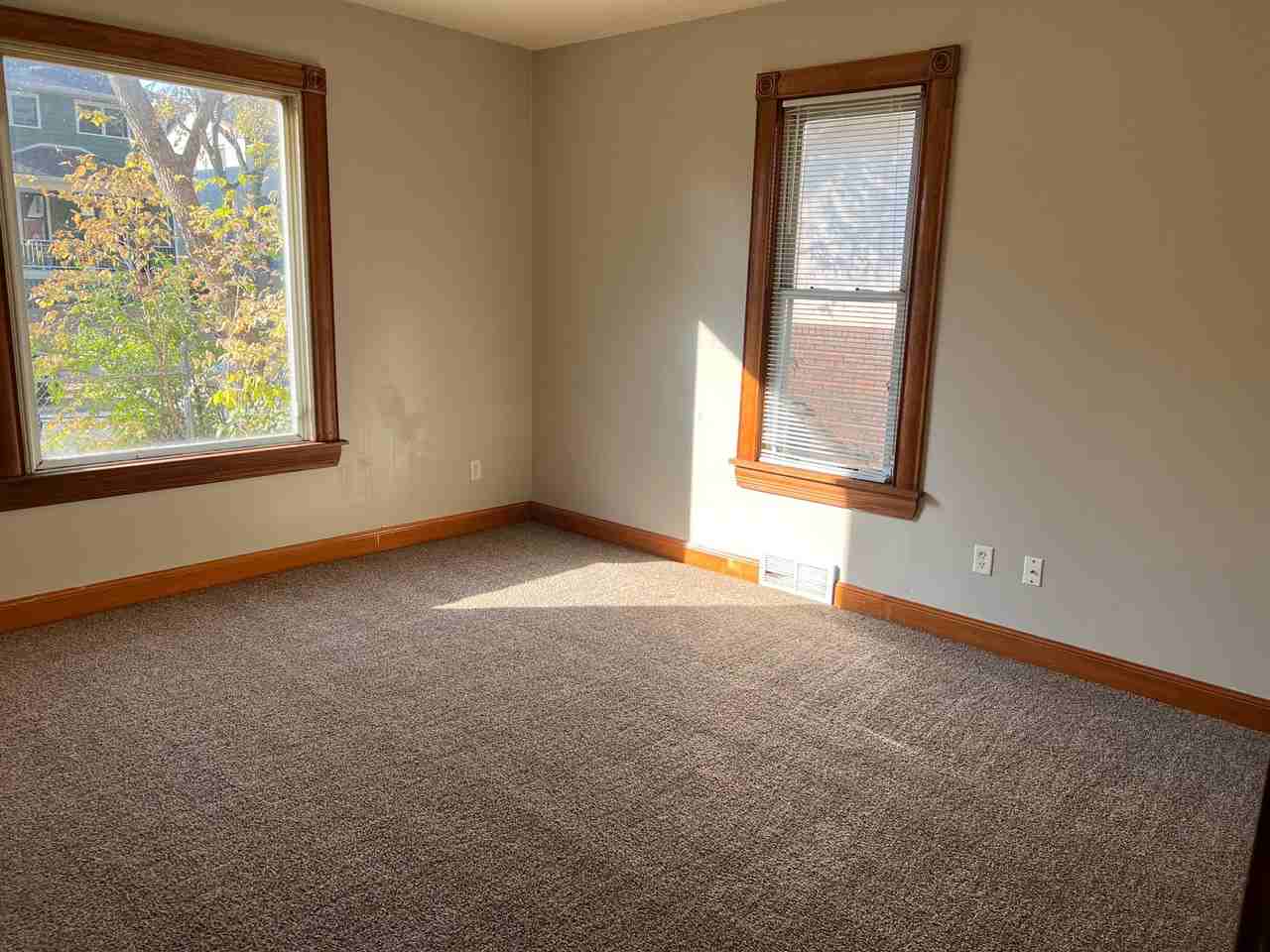 2942 Bryant Ave N - Photo 3 of 12