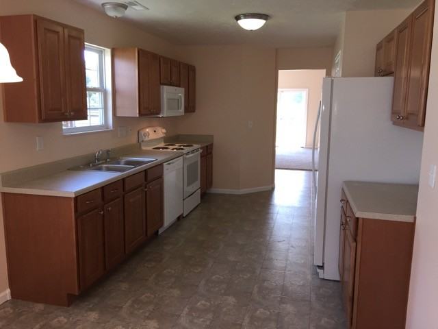 3026 Abby Way - Photo 3 of 19