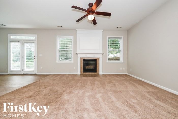 97 Lakeshore Pkwy - Photo 3 of 15