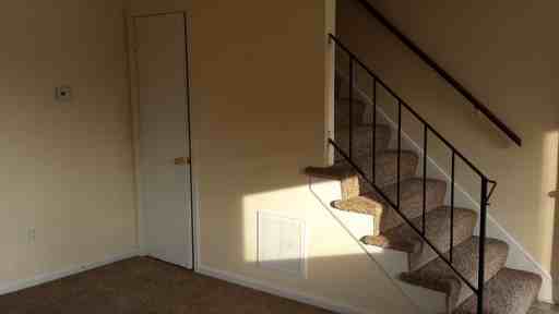 1410 New York Ave #21 - Photo 3 of 8