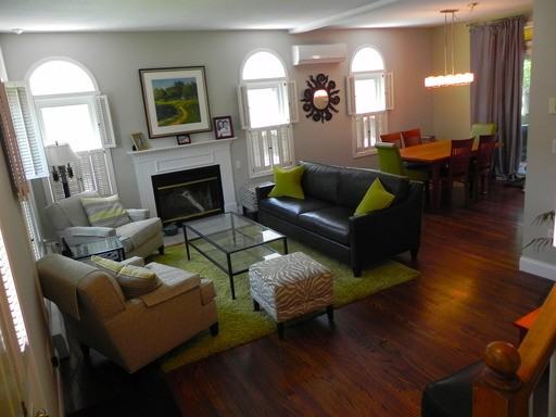 827 Main St - Photo 3 of 19