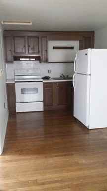 106 E Washington St #3 - Photo 3 of 5