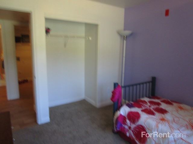 Cheyenne Pointe Apartments 3240 N Las Vegas Blvd, Las Vegas, NV 89115