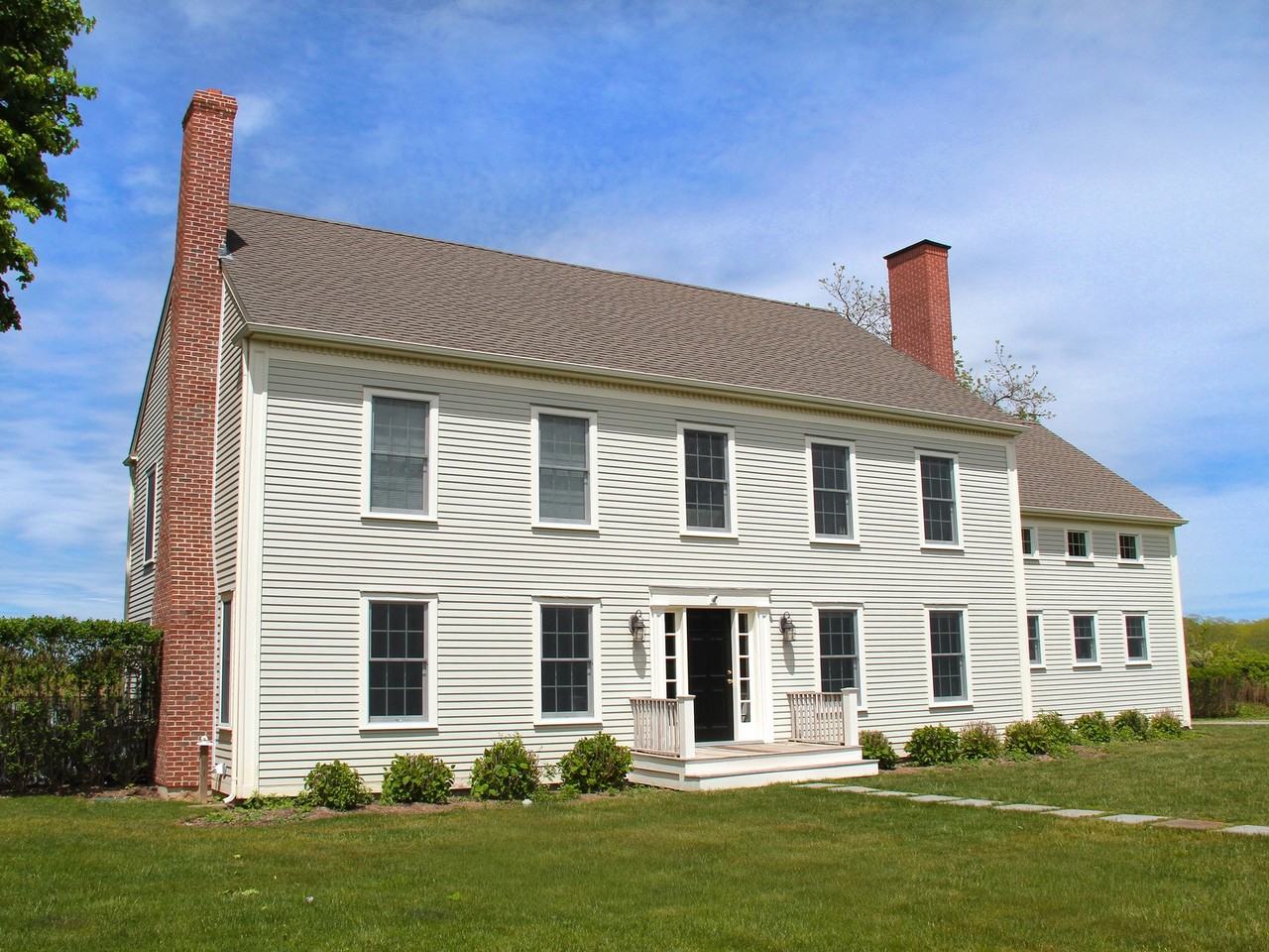 2605 Orchard St - Photo 2 of 19