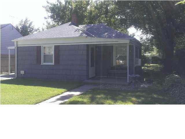 1717 Burns N - Photo 2 of 13