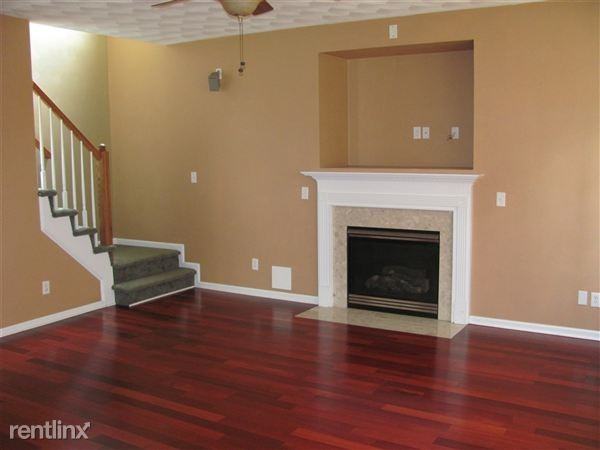 16356 Smithfield Heights Dr - Photo 3 of 10