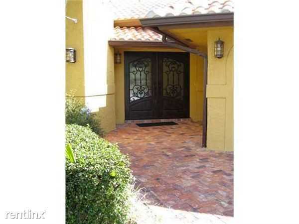 2570 NW 27th St - Photo 2 of 8
