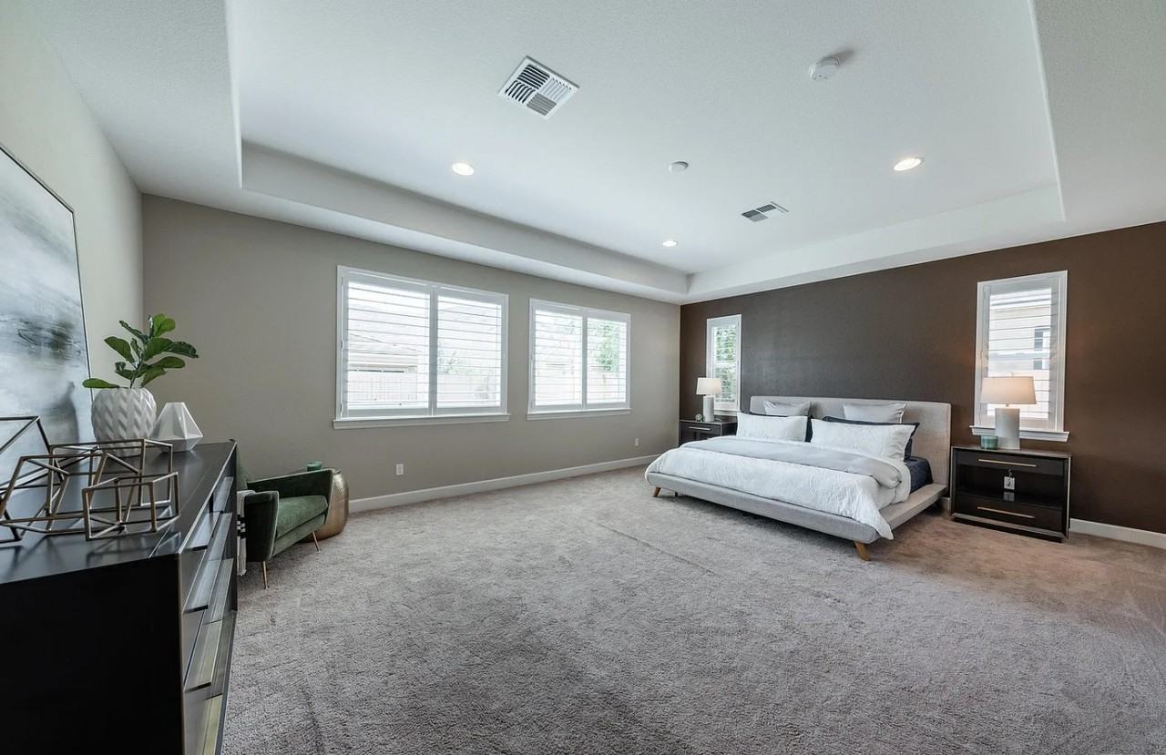 9870 Gainsborough Ln #1 - Photo 7 of 18