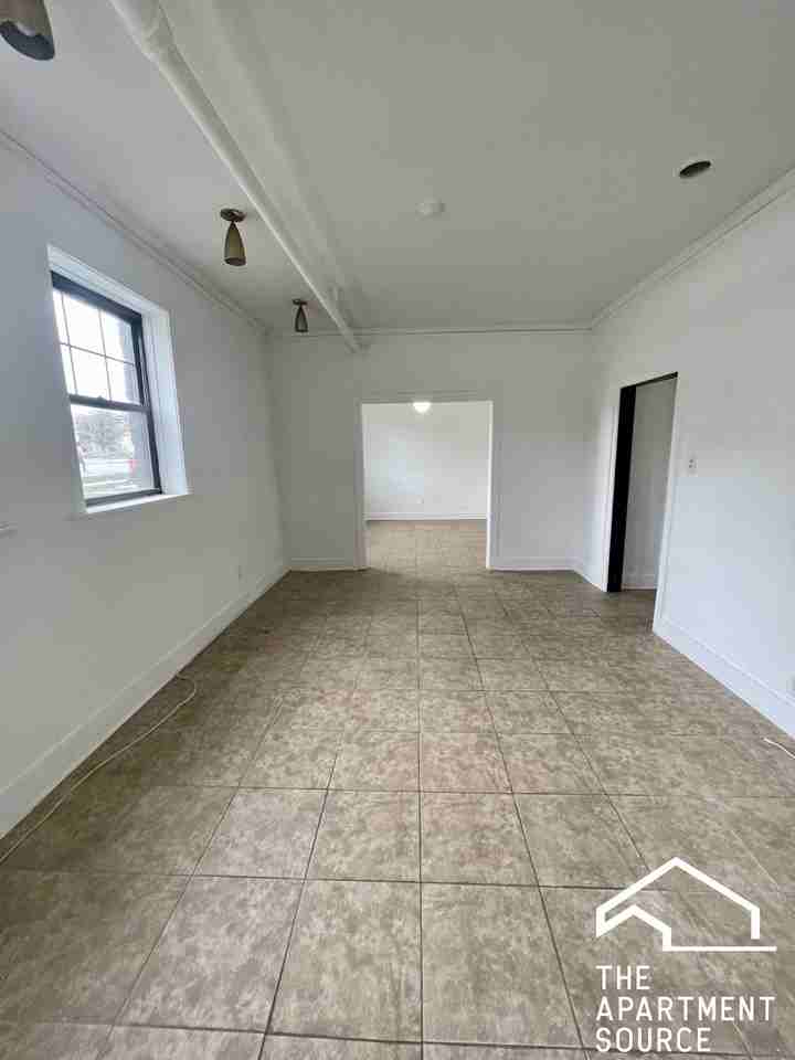 3258 Maple Ave #BH - Photo 2 of 13