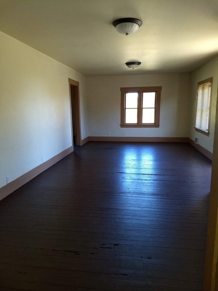 Red Hen Cottage - Photo 3 of 12