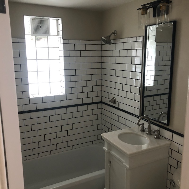 1227 S Division St #4 - Photo 4 of 14