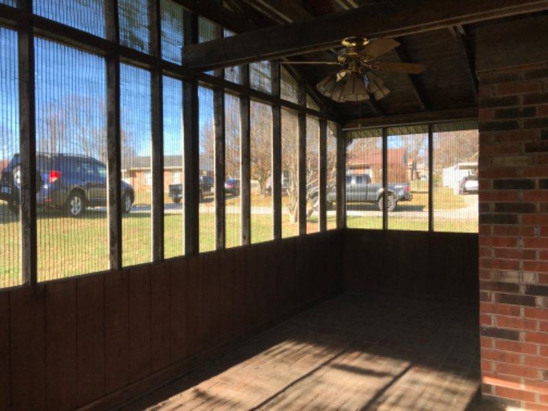 214 Westmoreland Ct - Photo 5 of 14