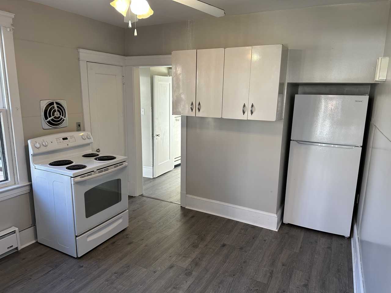 106 Saint John St #2 - Photo 2 of 13