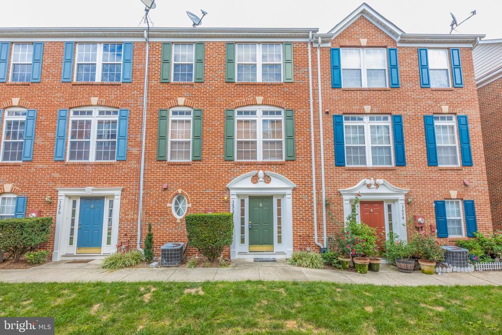3672 Madison Watch Way - Photo 3 of 32