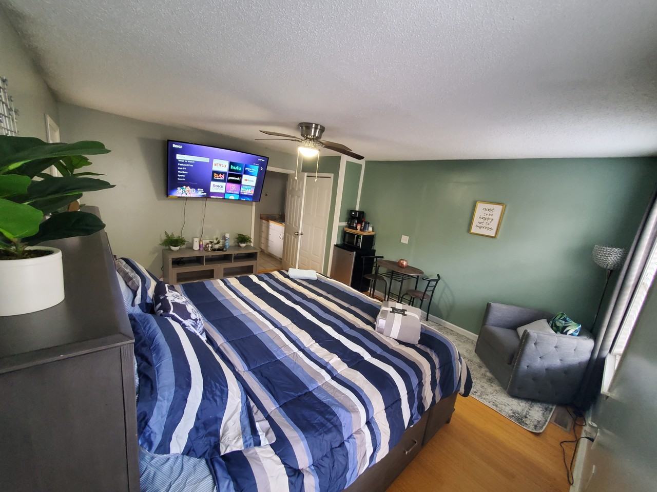 111 Caravelle Court - Photo 2 of 8