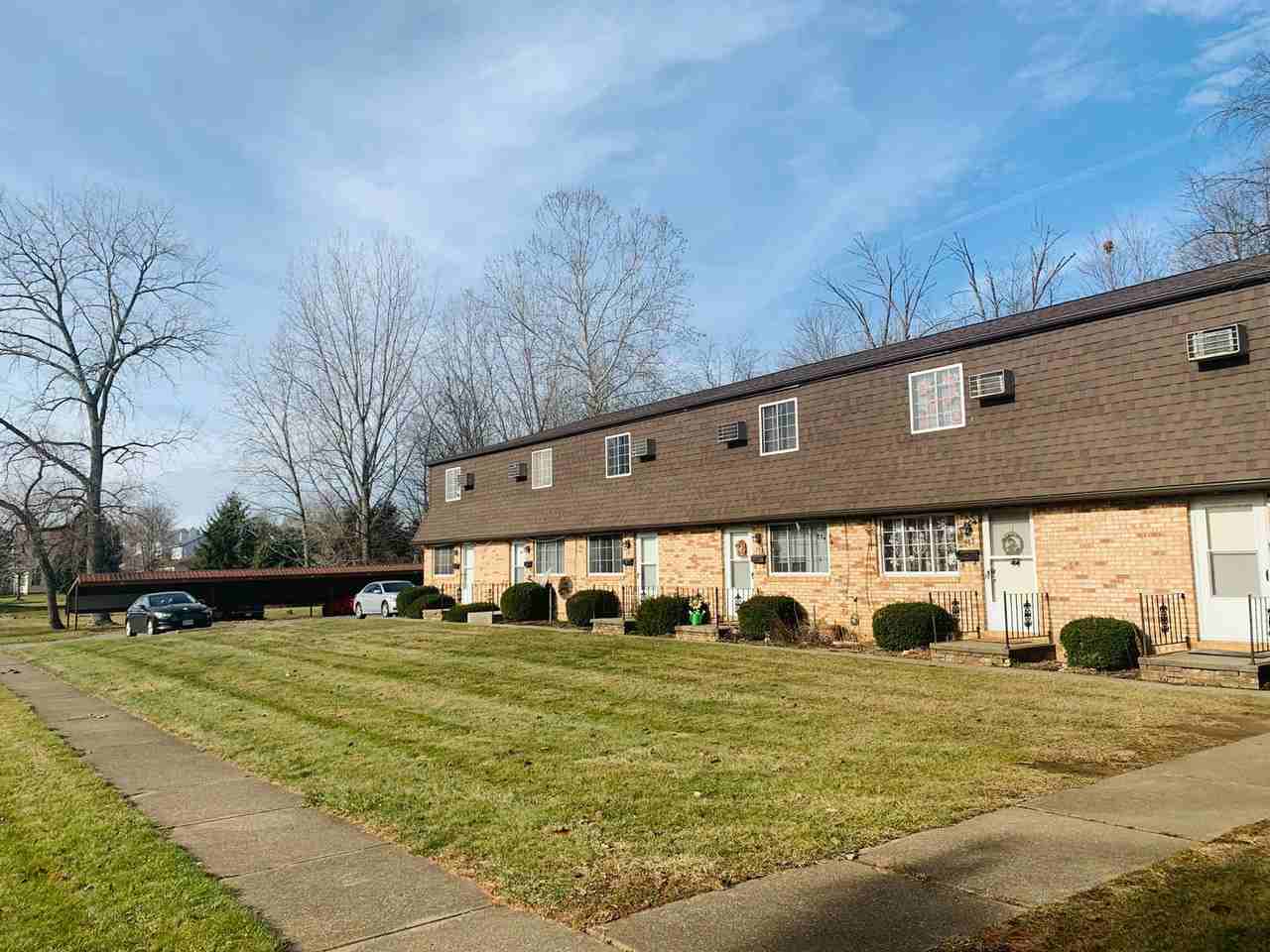 Louisville Townhouses - Photo 2 of 3