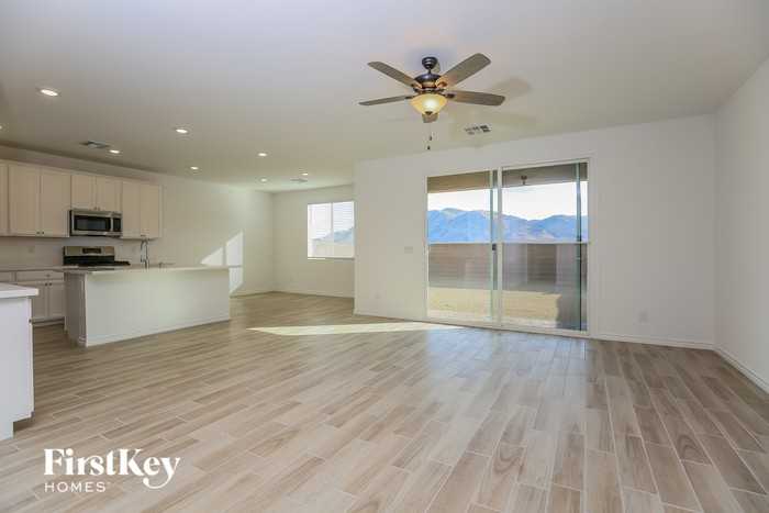 2950 Moulin Heights St - Photo 2 of 15