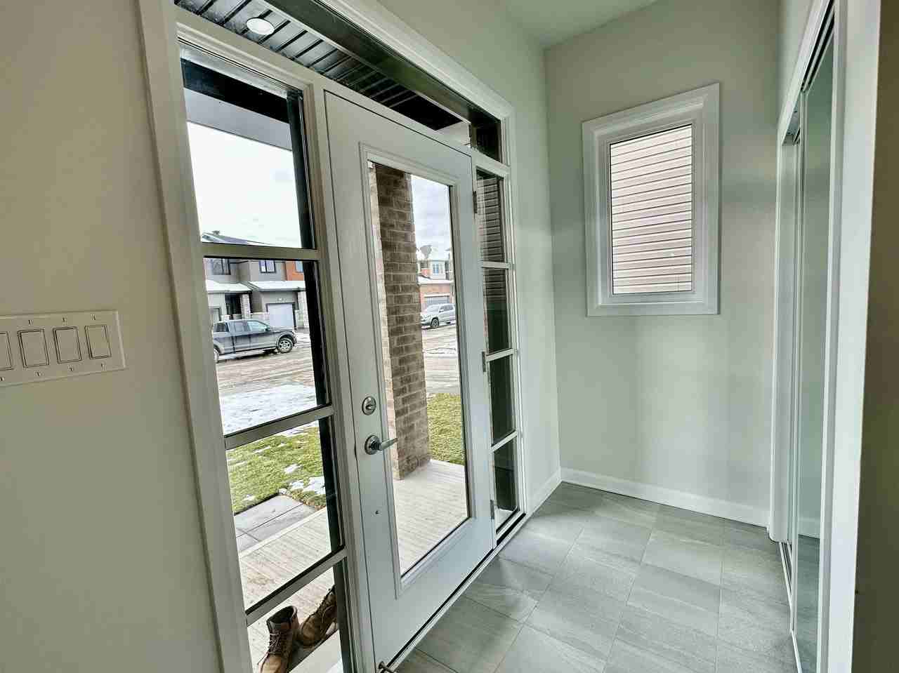637 Hamsa Street - Photo 2 of 22