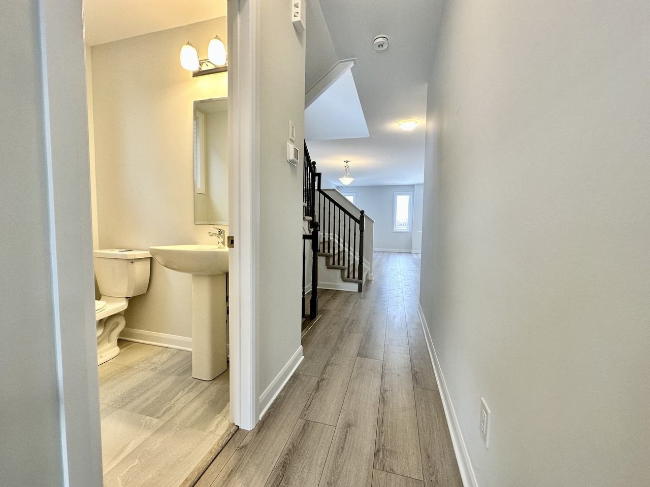 637 Hamsa Street - Photo 3 of 22