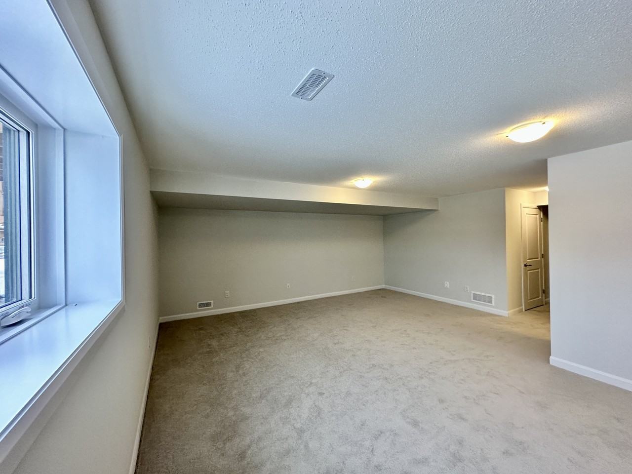 637 Hamsa Street - Photo 5 of 22