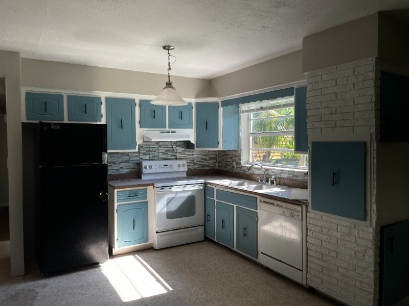 1515 Peachtree St #21 - Photo 2 of 6