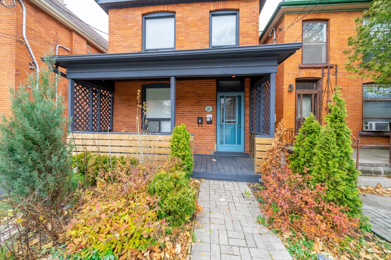 33 Dundurn Street North #1 - Photo 2 of 20