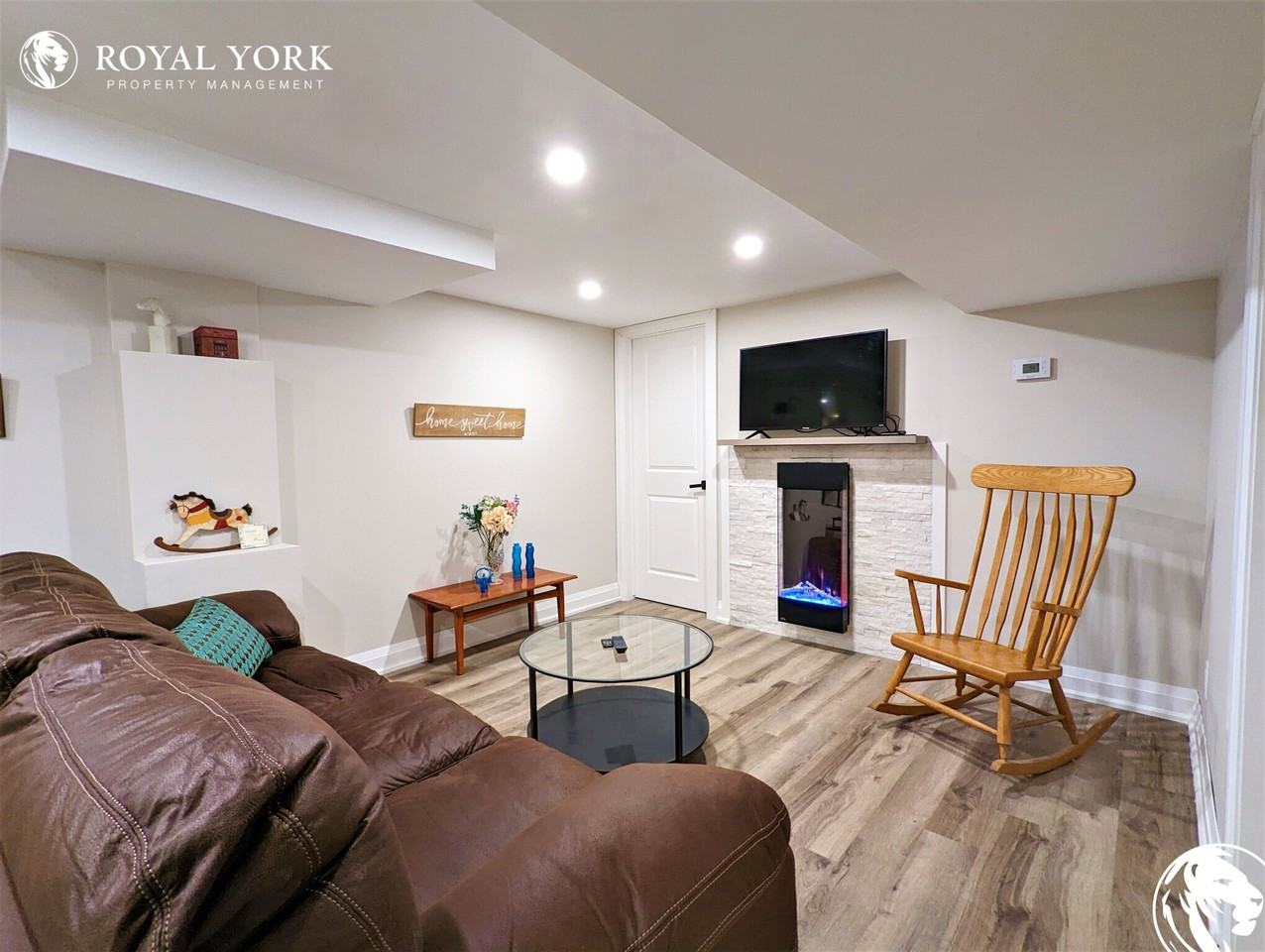 23 Stormont Dr #2 - Photo 3 of 21