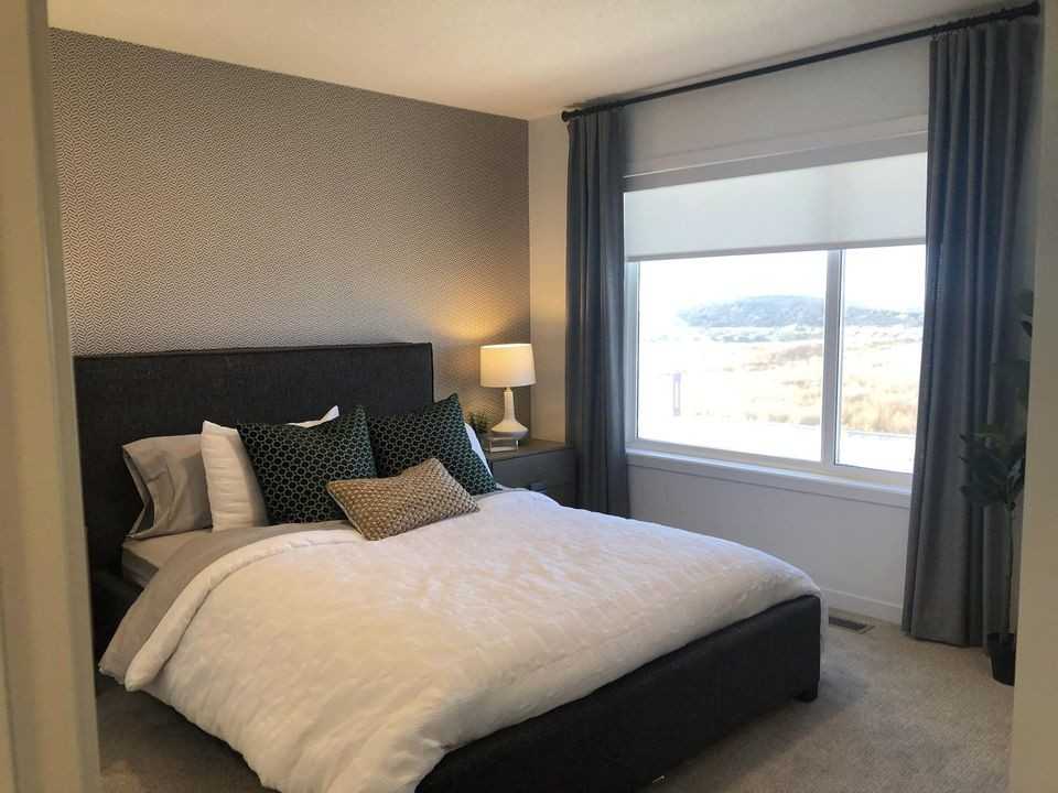 6511 Country Hills Blvd Ne - Photo 3 of 12