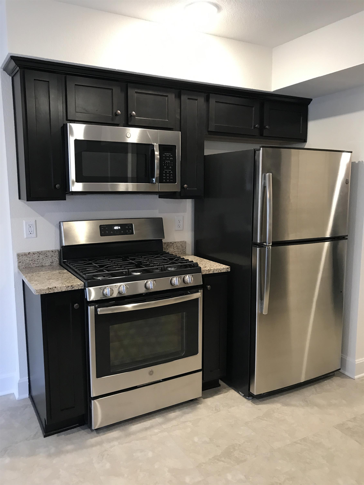 19521 Mulberry Ln - Photo 5 of 20