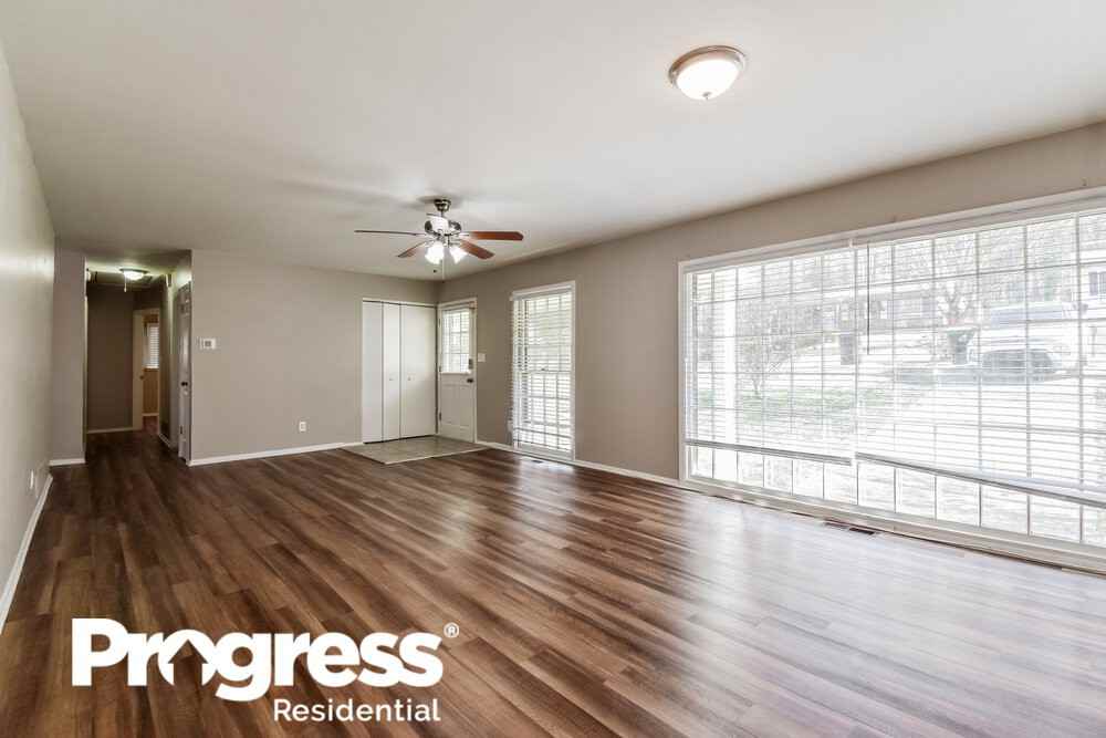 4553 Ryan Rd - Photo 3 of 16