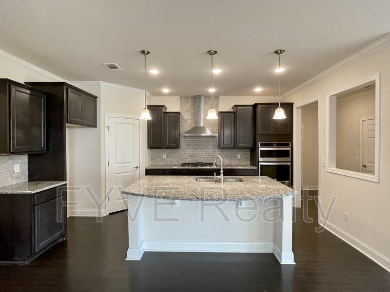 107 Wynfield Blvd - Photo 3 of 25