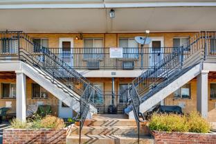 257 E Powers Ave #4 - Photo 1 of 1