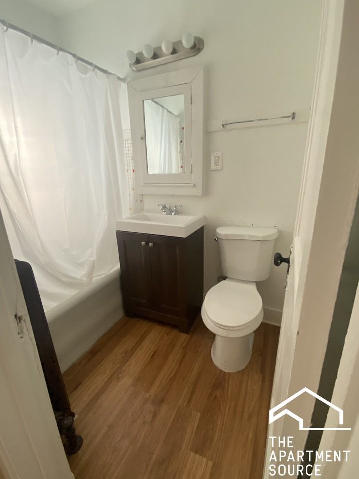 100 Lincoln Ave #3W - Photo 5 of 6